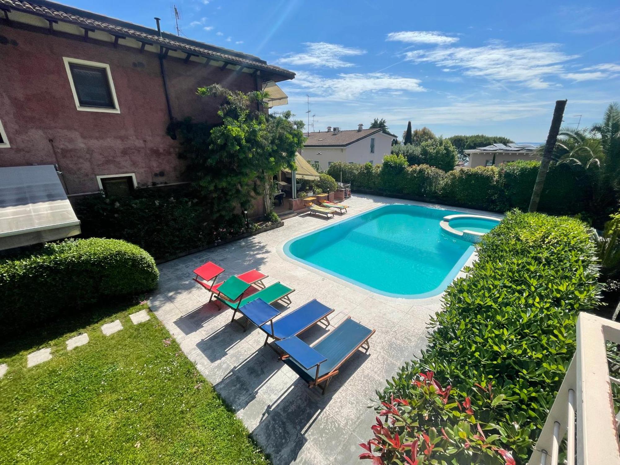 Villa Maria Apartments モニーガ・デル・ガルダ エクステリア 写真