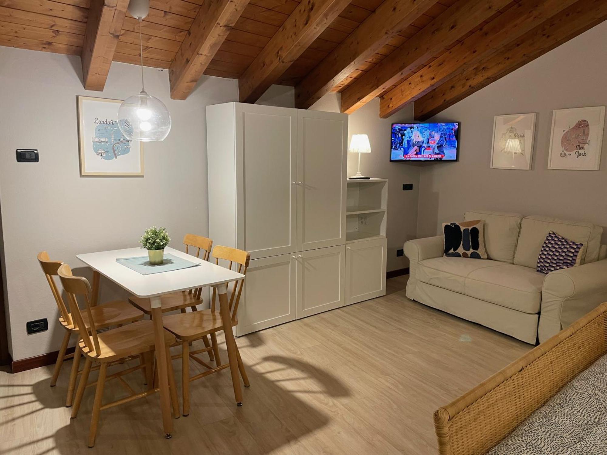Villa Maria Apartments モニーガ・デル・ガルダ エクステリア 写真