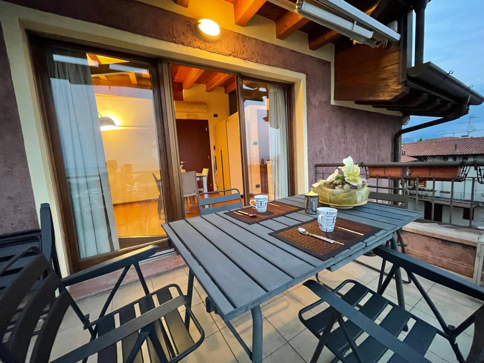 Villa Maria Apartments モニーガ・デル・ガルダ エクステリア 写真